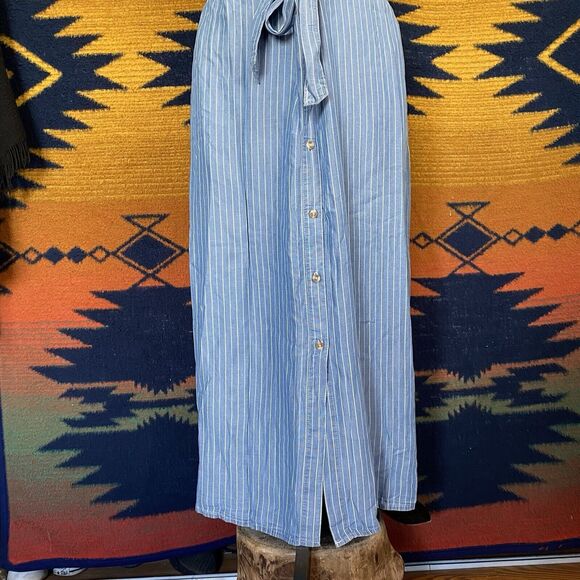 NWT Nordstrom’s Velvet Heart Button Up Collared Dress. Pockets. Size Medium. - Picture 15 of 16